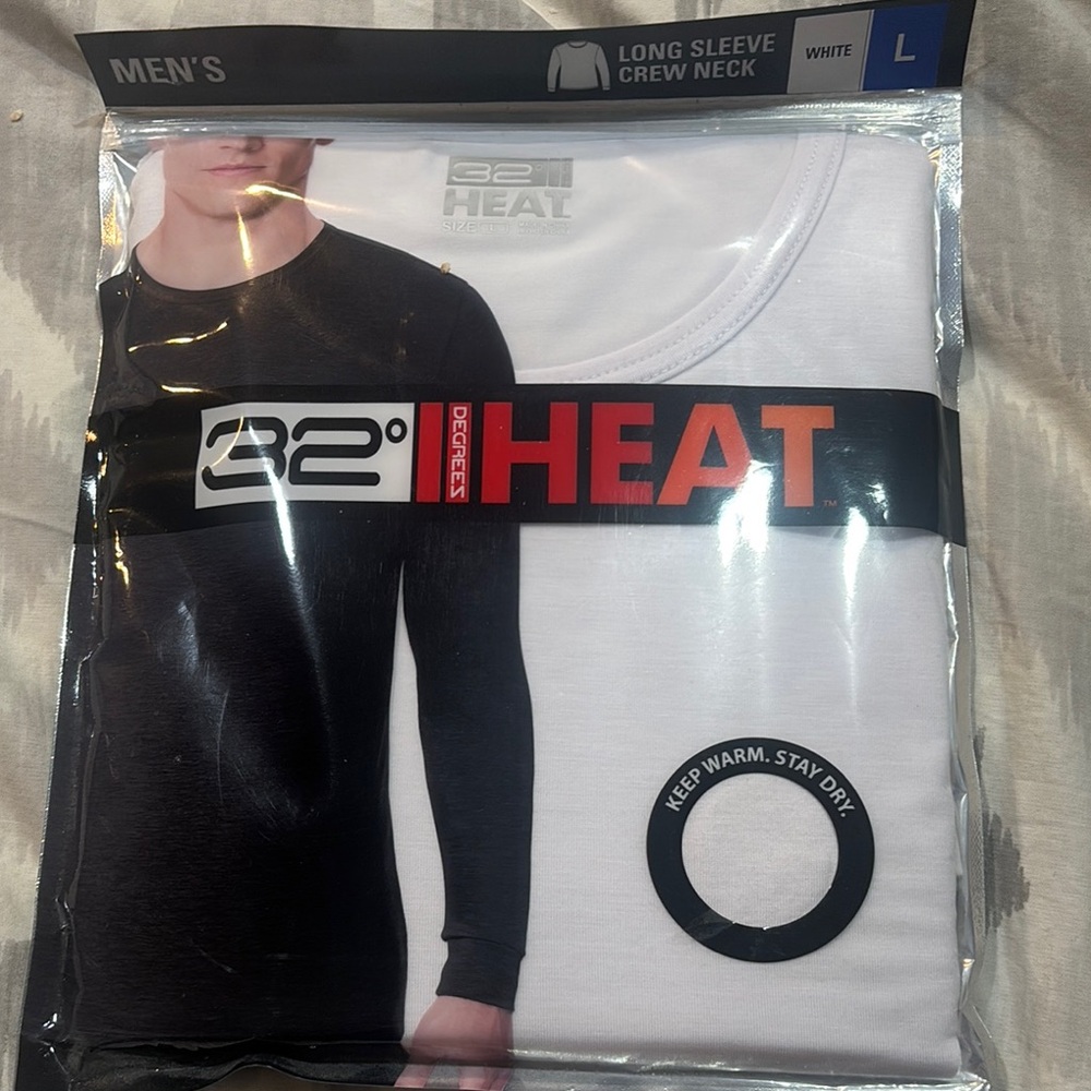 32 Degrees White Long Sleeve Tee for Comfort and Style
